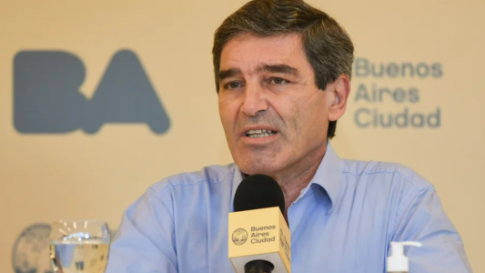 Quirós cruzó a Larreta y aseguró que “no hay olor a pis” en la Ciudad