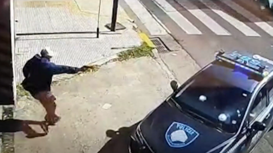 Robo en Parque Patricios: le dispararon a un patrullero, detuvieron a la ladrona y su cómplice huyó