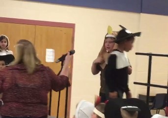 Bronca en las redes sociales por como trató esta maestra a un nene con autismo