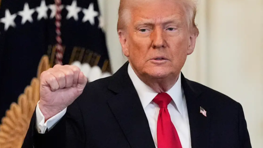 "Día de la Liberación": Trump lanza la madre de todas las batallas con los aranceles comerciales