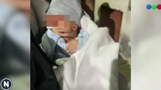 Caseros: jugaban en la plaza, escucharon un llanto y encontraron a un bebé abandonado