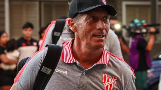 Pedro Troglio dejó de ser el director técnico de Instituto