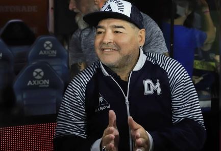 Caso Maradona: médicos declararon que "no era necesario operarlo del hematoma subdural" y complicaron a Luque