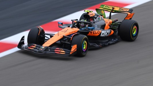 Piastri superó a su compañero Norris y terminó primero en las Prácticas Libres 2 del Gran Premio de Bahréin