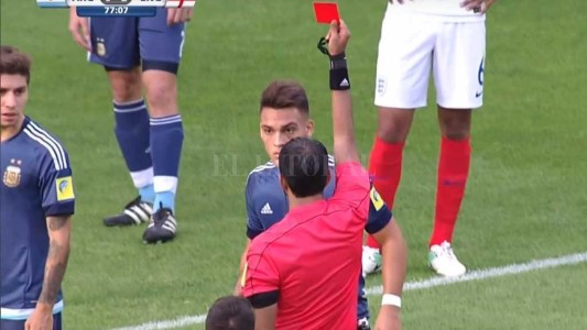 Mundial sub 20: Argentina perdió con Inglaterra y sufrió una "expulsión tecnológica"