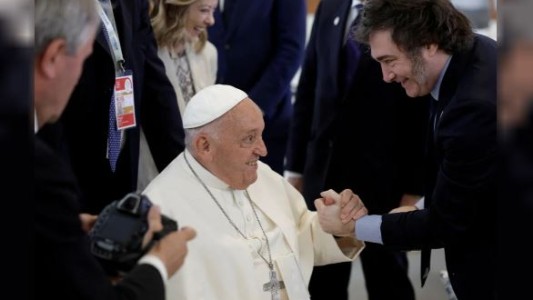Javier Milei viaja al Vaticano para despedir al Papa Francisco