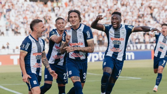Talleres cayó 3 a 2 ante Alianza Lima y quedó al borde de la eliminación
