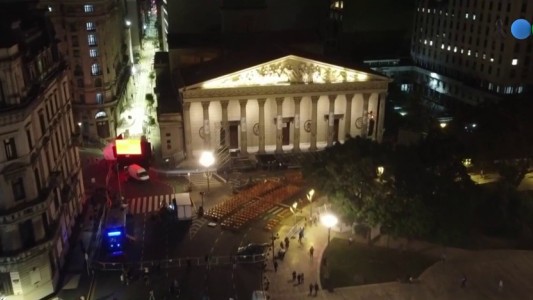 La misa por el papa Francisco en la Catedral Metropolitana reunirá a Villarruel, Kicillof y Jorge Macri