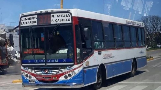 Seis líneas de colectivos de paro por la agresión a un chofer