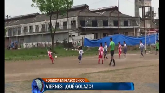 El golazo del viernes: potencia "en frasco chico"