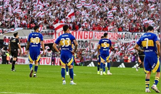 Marcos Rojo criticó al árbitro del Superclásico: “Nos condicionó con las tres amarillas a los 20 minutos”