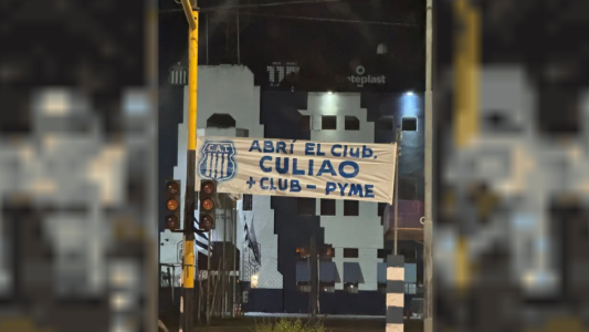 "Más club, menos pyme": fuerte mensaje de hinchas de Talleres a Fassi tras la eliminación