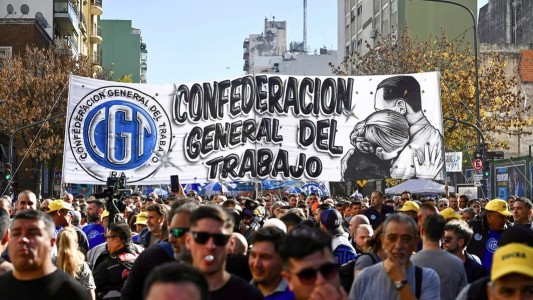 Movilización de la CGT: "El Gobierno va rumbo a la destrucción"