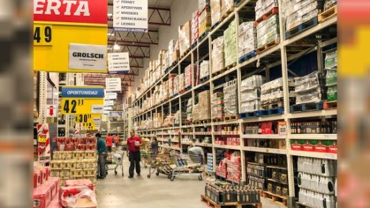 Supermercados mayoristas acordaron lanzar la "Black Week" con descuentos de hasta 40%