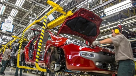 La producción automotriz creció 9,4% en abril