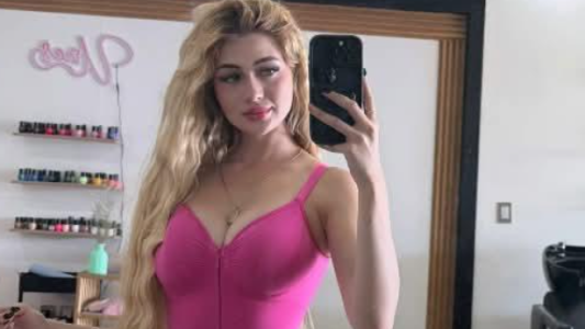 Asesinaron a una influencer mientras realizaba una transmisión en vivo