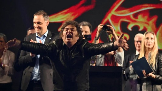 Milei encabezó el cierre de campaña de Adorni: "Los amarillos fracasados pelean el cuarto lugar"