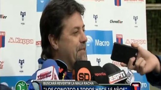 Caruso Lombardi asumió en Tigre