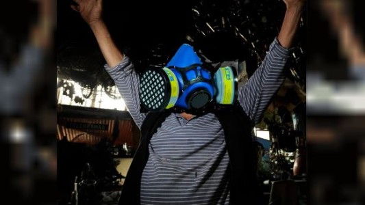 La historia jamás contada de un famosísimo escultor de chatarra que salía por la calle como El Eternauta