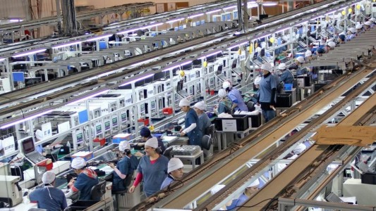 Acuerdo en Tierra del Fuego: las empresas prometieron no despedir gente