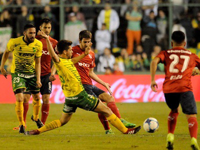 Independiente ganó el postergado con Defensa y Justicia y sigue sumando