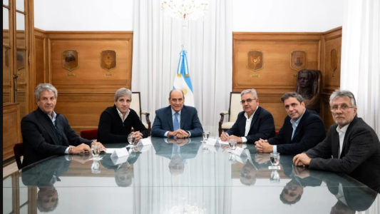 Uso de dólares en el colchón: Catamarca es la primera provincia en apoyar formalmente el plan