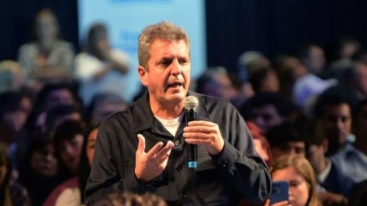 Massa empieza a delinear su futuro político en un almuerzo con intendentes