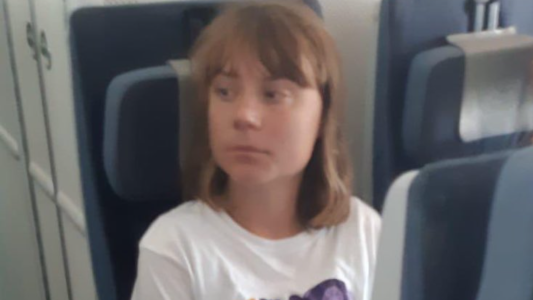 Israel informó que la activista Greta Thunberg va a bordo de un avión rumbo a Suecia