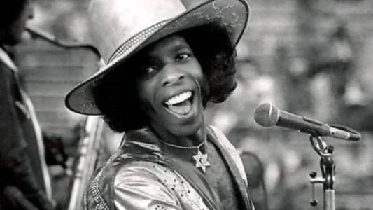 Murió Sly Stone, el genio rebelde del funk que revolucionó la música negra