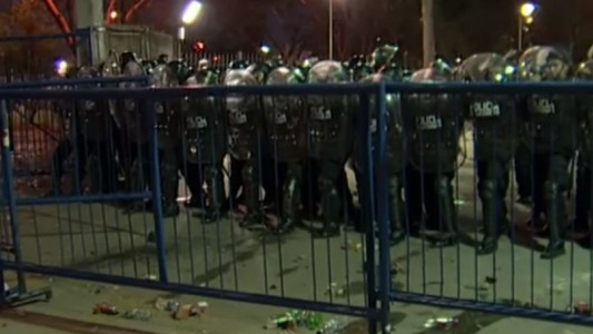 Incidentes afuera de la Bombonera: un detenido