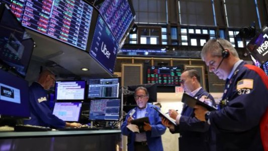 Reacción positiva en los mercados tras decisiones del Banco Central y el fallo contra Cristina Kirchner