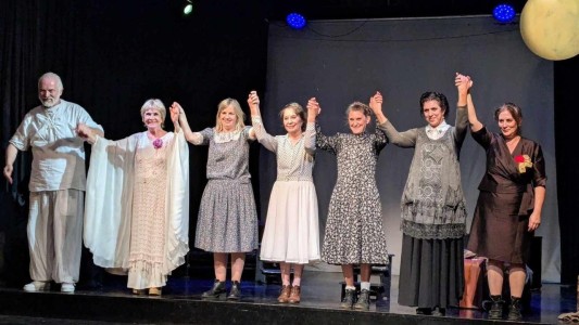 "Sueños escondidos en el mar", mujeres inmigrantes que constituyen el ser nacional