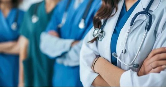 Polémica medida para las residencias médicas: darán 5 puntos extra a egresados de universidades argentinas