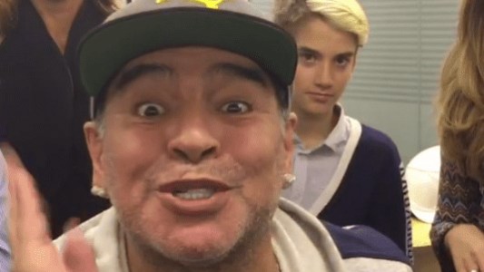 El duro mensaje de Maradona para Macri