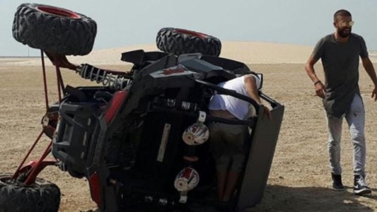 El espectacular accidente de Gerard Piqué en el desierto de Qatar