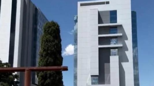 Misterio: la increíble historia del silbido de un edificio que enloquece a vecinos porteños