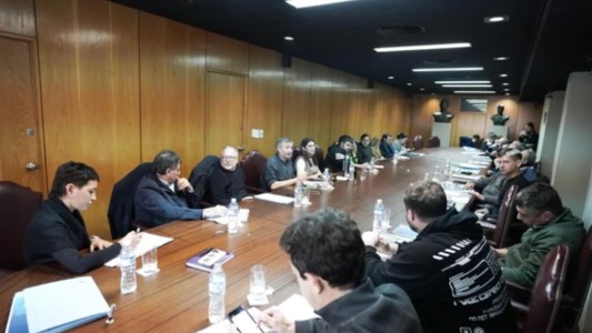 Tregua del peronismo bonaerense: se unieron por Cristina Kirchner y postergan la dura pelea electoral