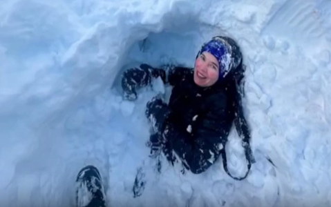 Avalancha en Ushuaia: el dramático rescate de una pareja que quedó atrapada en la nieve