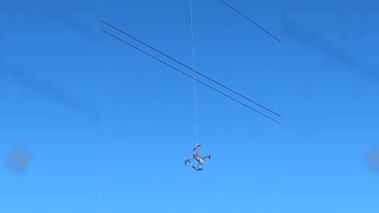 Intentaron ingresar celulares a una cárcel con un drone pero se estrelló