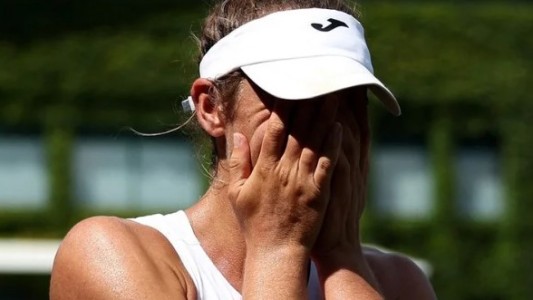 Solana Sierra hizo historia en Wimbledon y logró su primer triunfo en un Grand Slam