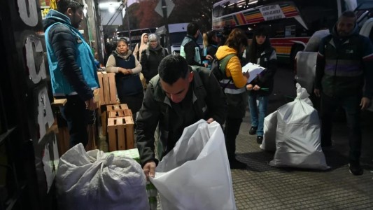 Operativo en Liniers: desalojan manteros y liberan las veredas