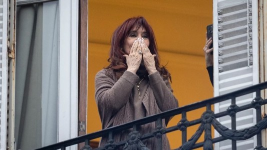 La Justicia resolvió que Cristina Kirchner siga con tobillera y visitas restringidas