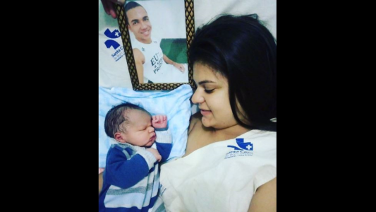 Nació el hijo del jugador de Chapecoense que se había enterado que iba a ser papá antes de la tragedia