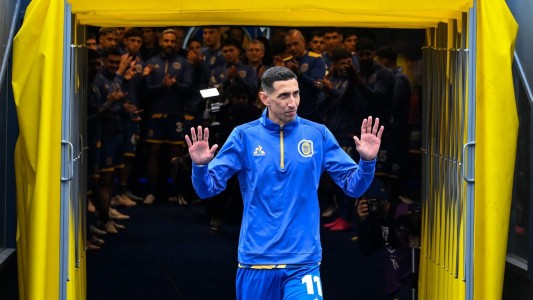 Di María volvió al Gigante: ovación, emoción y lágrimas en su reencuentro con la gente de Central