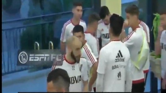 Por la lluvia, River entrena a puertas cerradas en el lujoso hotel de Orlando