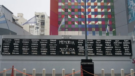 A 31 años del atentado, la AMIA presentará un video titulado “Aniversarios” con la voz de Ricardo Darín