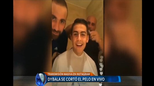 Dybala se cortó el pelo en vivo para sus fanáticas con Higuaín de asistente