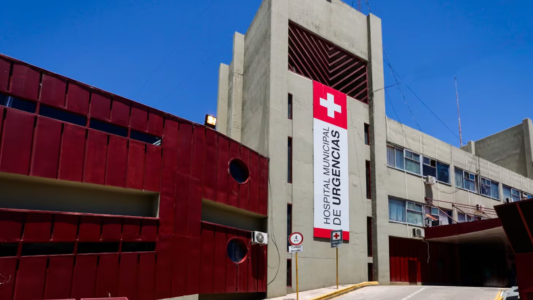 Una joven quiso frenar una pelea, recibió un tiro en la cabeza y se encuentra en estado crítico