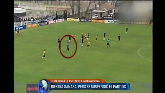 Tras el escándalo, desde Comunicaciones piden que se sancione a Deportivo Riestra