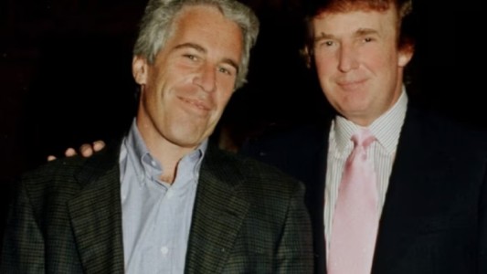 La Casa Blanca responde a la supuesta aparición de Trump en archivos de Epstein: "Noticias inventadas"